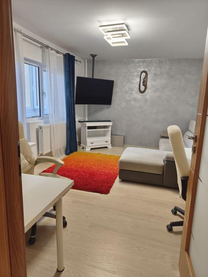 Apartament cu 2 camere decomandat în Drumul Taberei