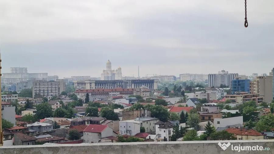 Spațiu comercial, de 5,790 mp, în Basarab