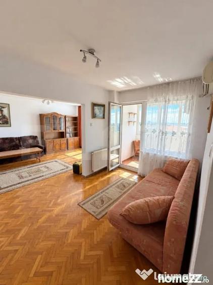 Apartament cu 3 camere decomandat în Take Ionescu