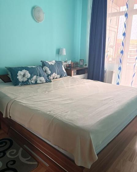 Apartament cu 3 camere semidecomandat în Iris