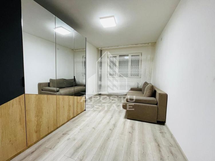 Apartament cu 3 camere decomandat în Fortuna
