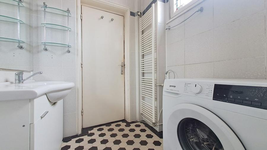 Apartament cu 2 camere decomandat, mobilat în Armeneasca