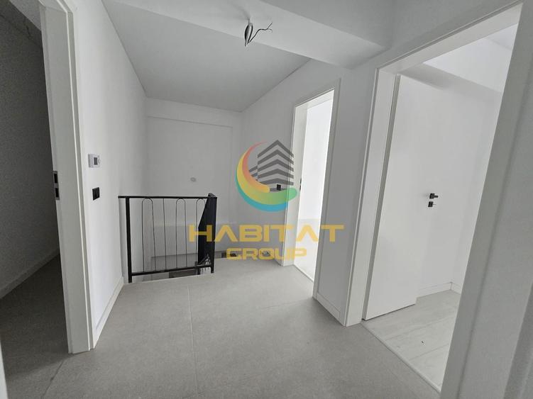 Apartament cu 4 camere decomandat în Olteniței
