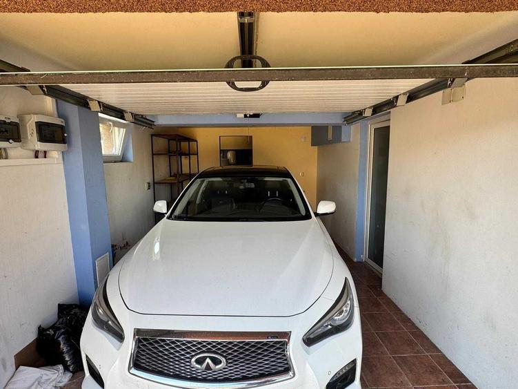 Casă cu 4 camere cu Teren 470 Mp în Câmpului