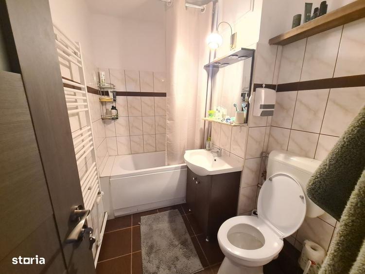 Apartament cu 2 camere semidecomandat în Est