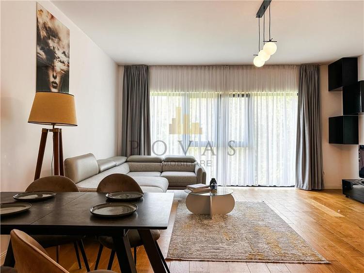 Apartament cu 3 camere semidecomandat, mobilat în Iancu Nicolae