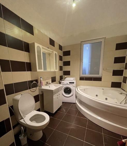 Apartament cu 2 camere semidecomandat în Florești