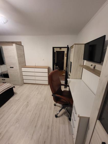 Garsonieră decomandată în Valea Lupului
