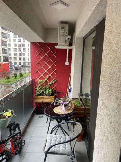 Apartament cu 2 camere decomandat în Exterior Vest