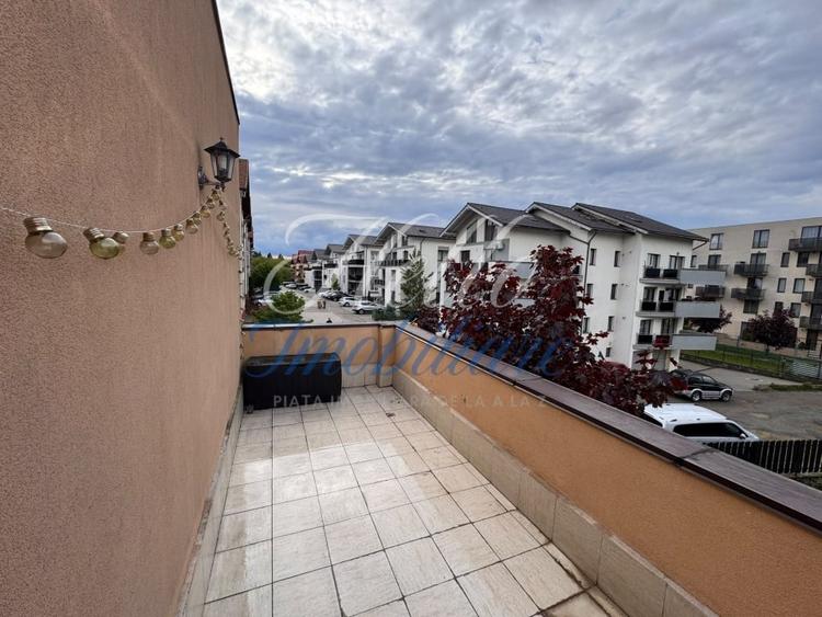 Apartament cu 2 camere semidecomandat, mobilat în Andrei Mureșanu