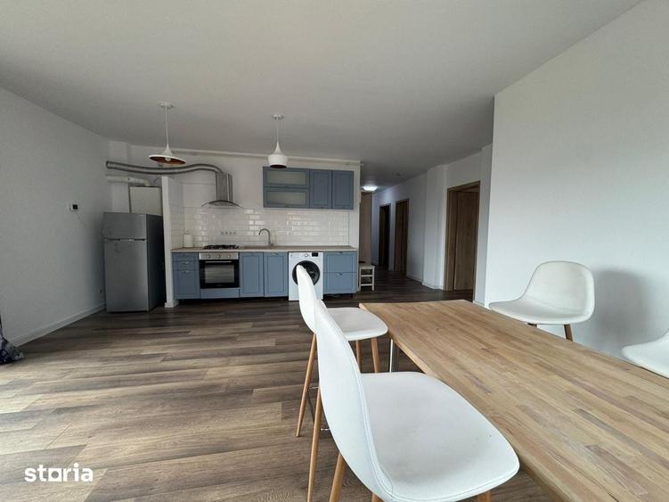 Apartament cu 4 camere în Florești