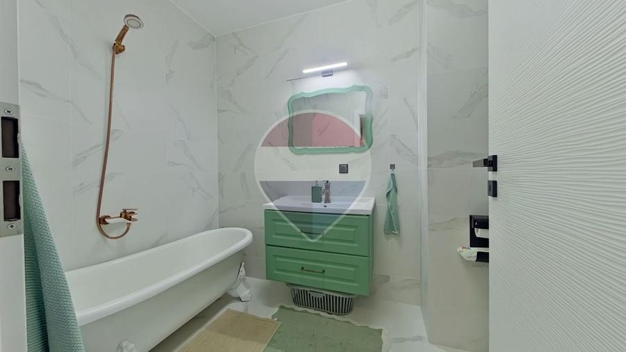 Apartament cu 3 camere semidecomandat, mobilat în Zorilor
