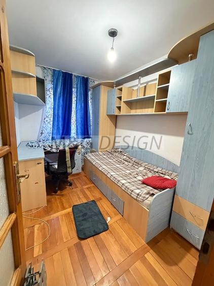 Apartament cu 3 camere semidecomandat în Șagului