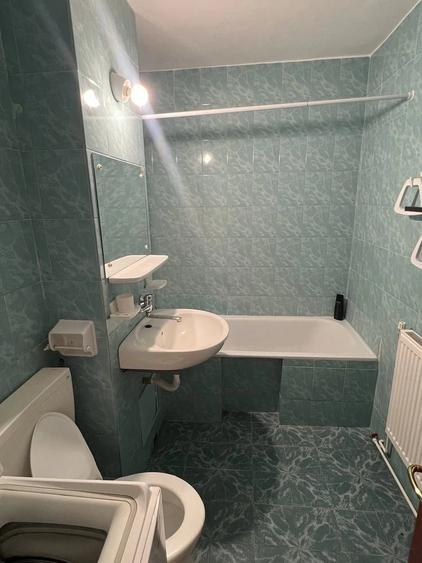 Apartament cu 2 camere semidecomandat în Drumul Carului