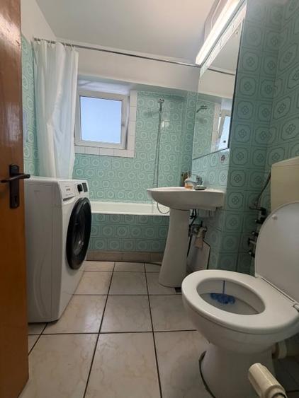 Apartament cu 4 camere decomandat, mobilat în Obor