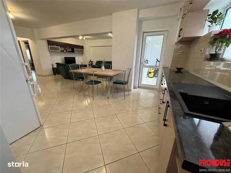 Apartament cu 3 camere, mobilat în Bistrița Lac