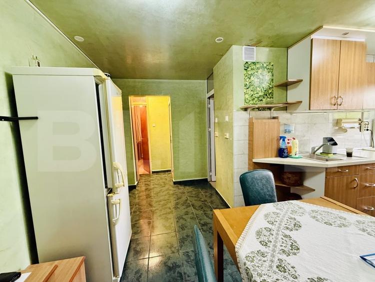 Apartament cu 2 camere decomandat, mobilat în Triaj