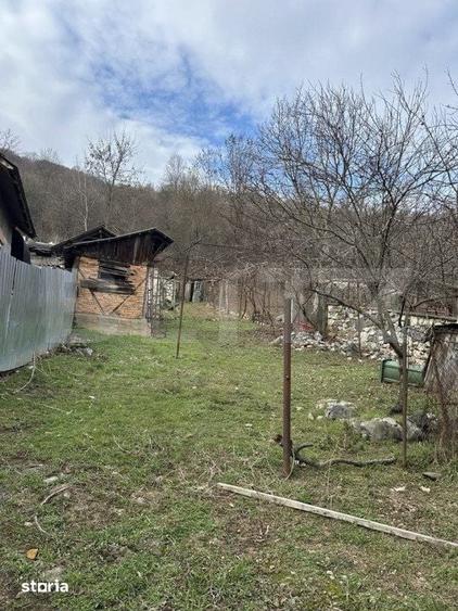 Casă cu 3 camere cu Teren 730 Mp în Central