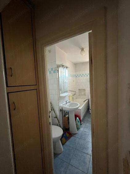 Apartament cu 4 camere decomandat în Bălcescu