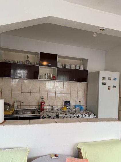Casă cu 3 camere cu Teren 460 Mp în Central