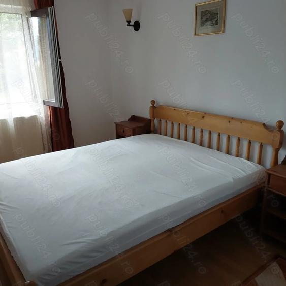 Casă cu 5 camere cu Teren 476 Mp în Central