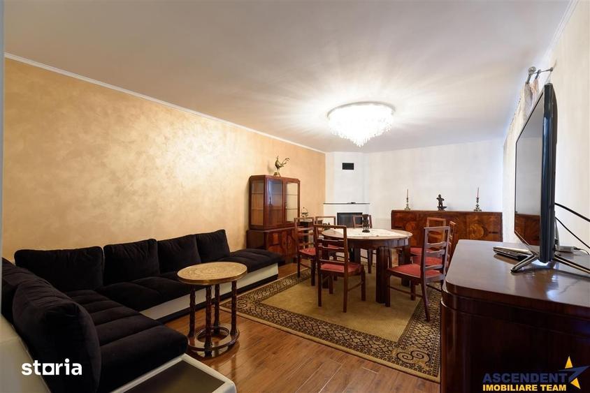 Casă cu 8 camere cu Teren 251 Mp în Bartolomeu