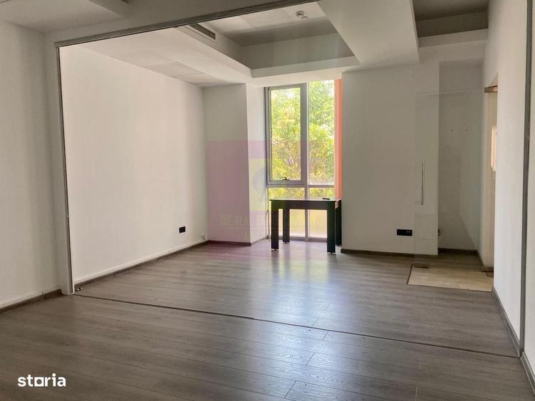 Spațiu comercial, de 30 mp, în Vitan