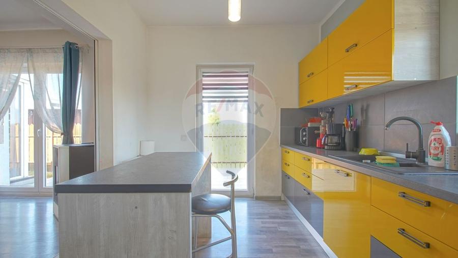 Casă individuală cu 4 camere cu Teren 284 Mp în Bartolomeu