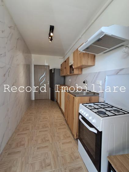 Apartament 2 camere decomandat, garaj str.Eroilor in Floresti - 5