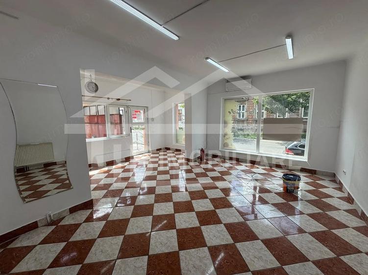 Spațiu comercial, de 50 mp, în Central