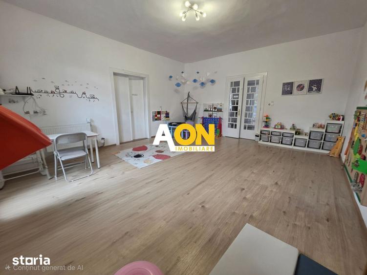 Casă cu 4 camere cu Teren 300 Mp în Central