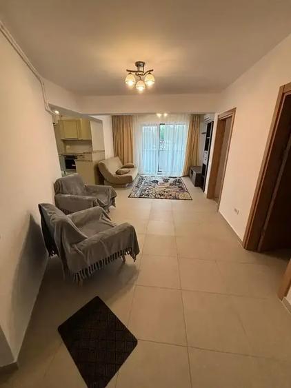 Apartament cu 2 camere semidecomandat, mobilat în Moșilor