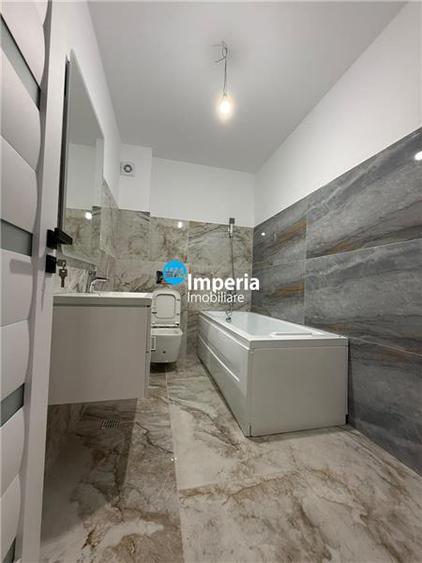 Apartament cu 2 camere decomandat în Rediu