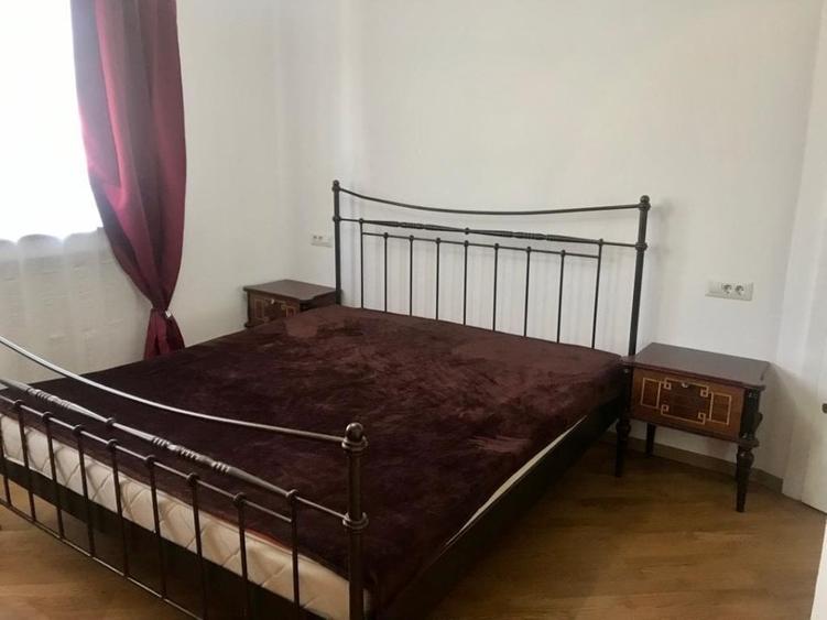 Apartament cu 2 camere semidecomandat, mobilat în Calea Victoriei