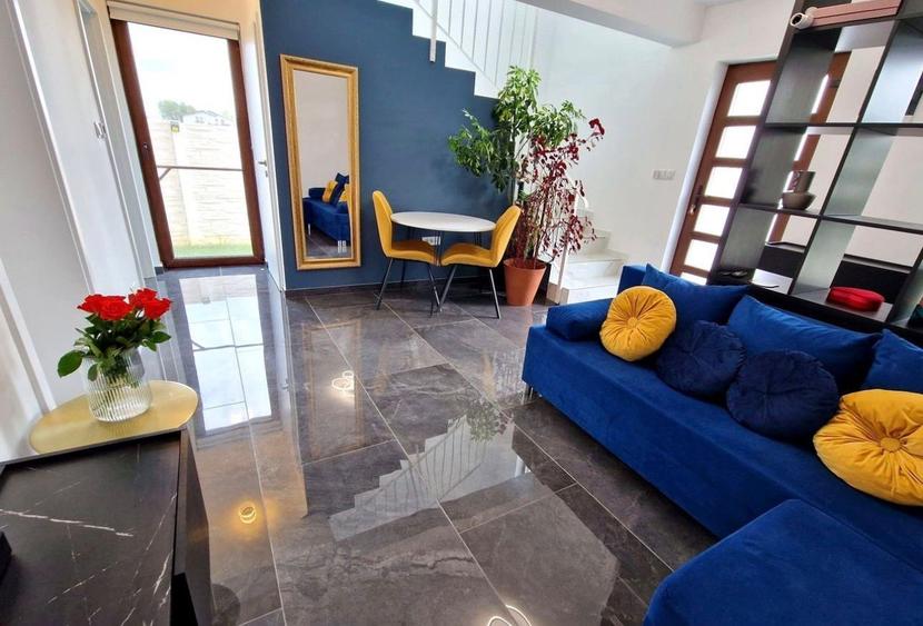 Duplex cu 3 camere cu Canalizare în Giroc