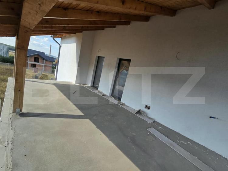 Casă cu 3 camere cu Teren 962 Mp în Nord