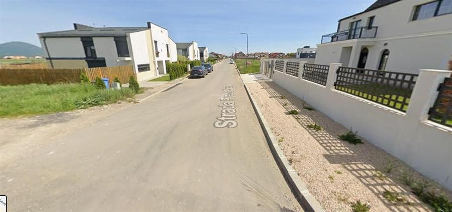 Teren Construcții intravilan de 514 mp, în Cristian
