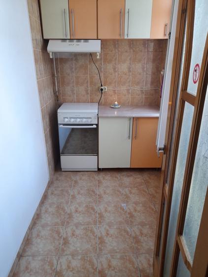 Apartament cu 2 camere decomandat în Traian