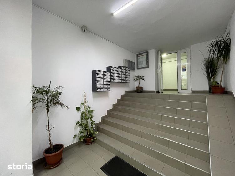 Apartament cu 3 camere în Decebal