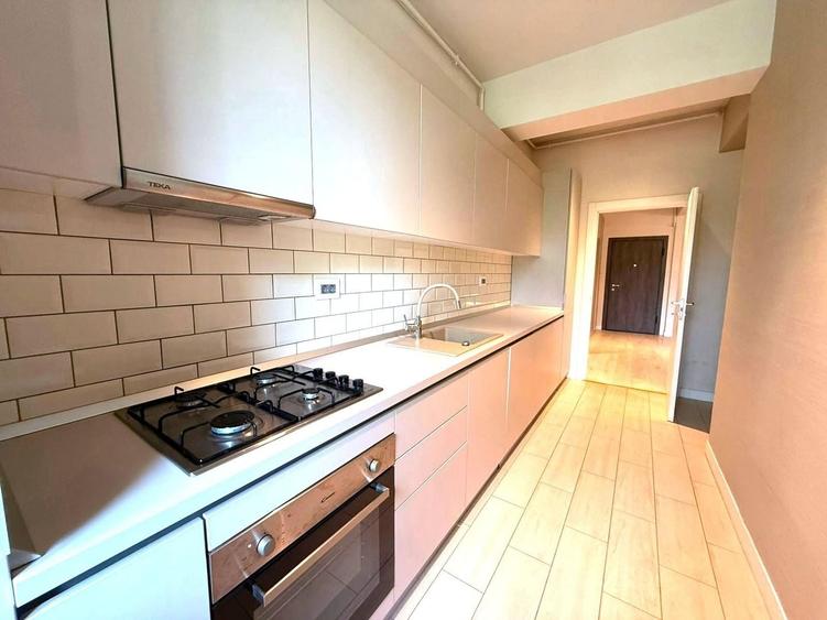 Apartament cu 2 camere, mobilat în Băneasa