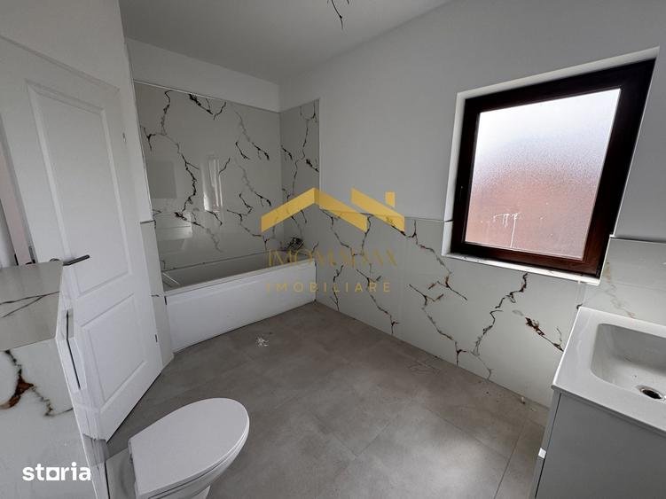Casă cu 4 camere cu Teren 250 Mp în Sânmihaiu Român