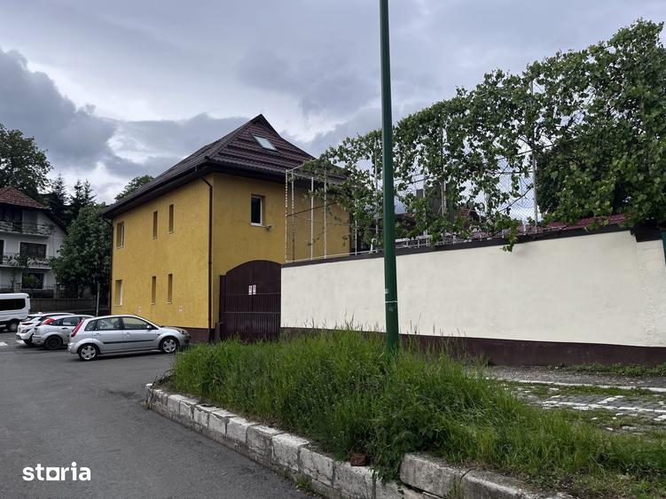 Spațiu comercial, de 800 mp, în Tractorul