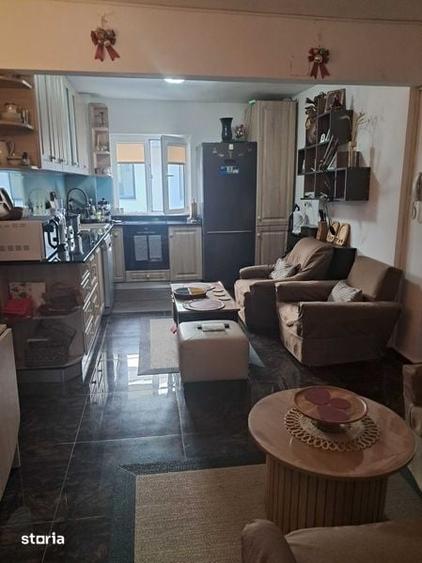 Apartament cu 4 camere în Calea Moldovei