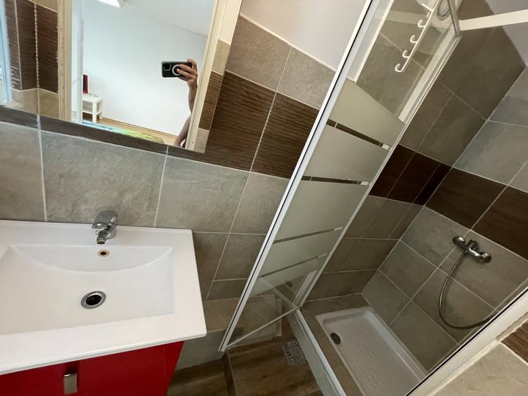 Apartament cu 2 camere decomandat, mobilat în Tineretului