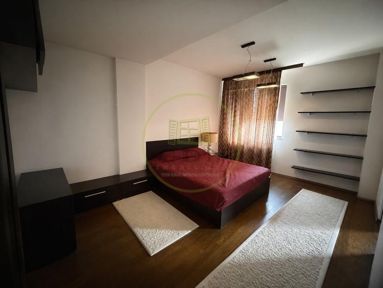 Apartament cu 3 camere decomandat, mobilat în 1 Mai