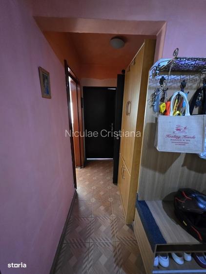 Apartament 3 camere Reabilitat Metrou Valea Ialomitei - Drumul Taberei