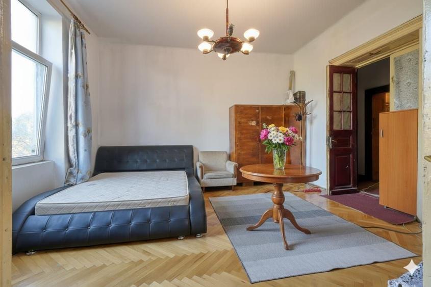 Apartament cu 2 camere semidecomandat în Coșbuc