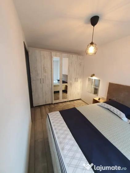 Apartament cu 2 camere semidecomandat în Central