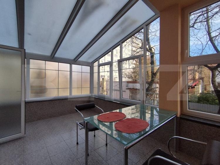 Apartament cu 2 camere decomandat, mobilat în Medicină