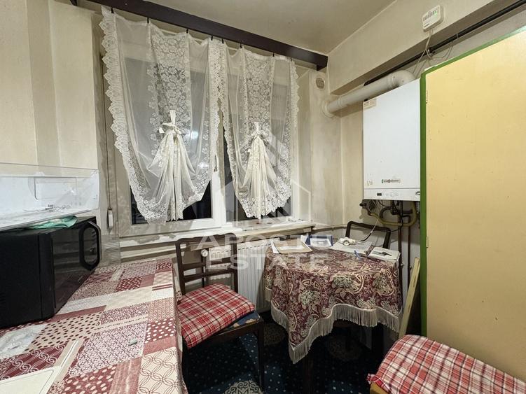 Apartament cu 2 camere semidecomandat în Ultracentral